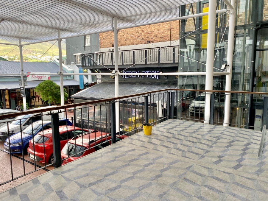 To Let Commercial Property for Rent in Woodstock Western Cape
